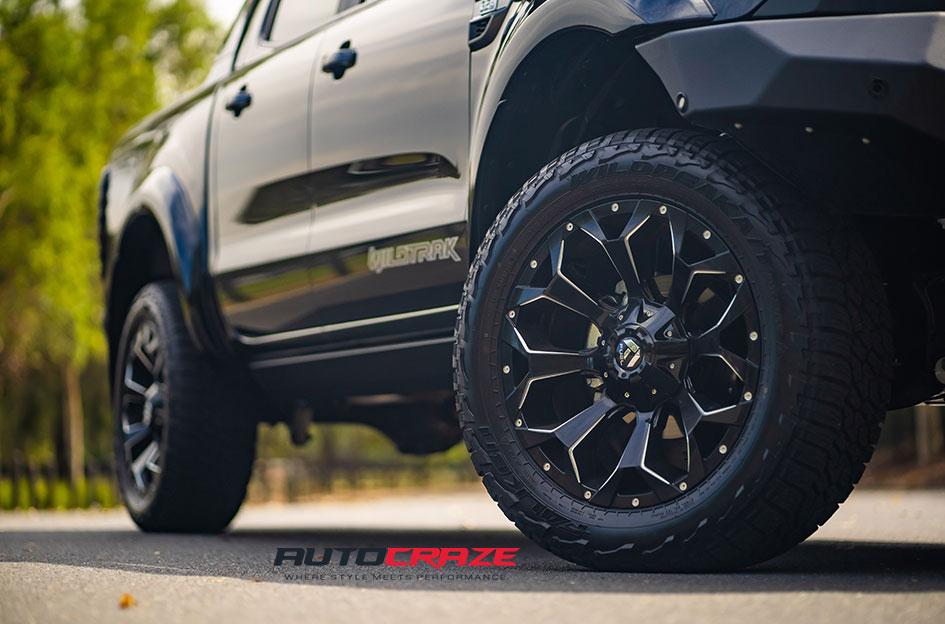 FORD RANGER ASSAULT GLOSS BLACK MILLED ACCENTS